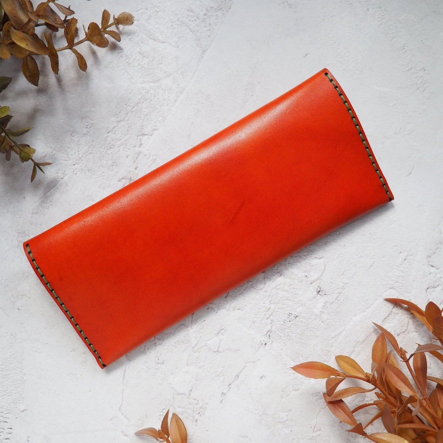 In Life and In Death Clutch, by Hord