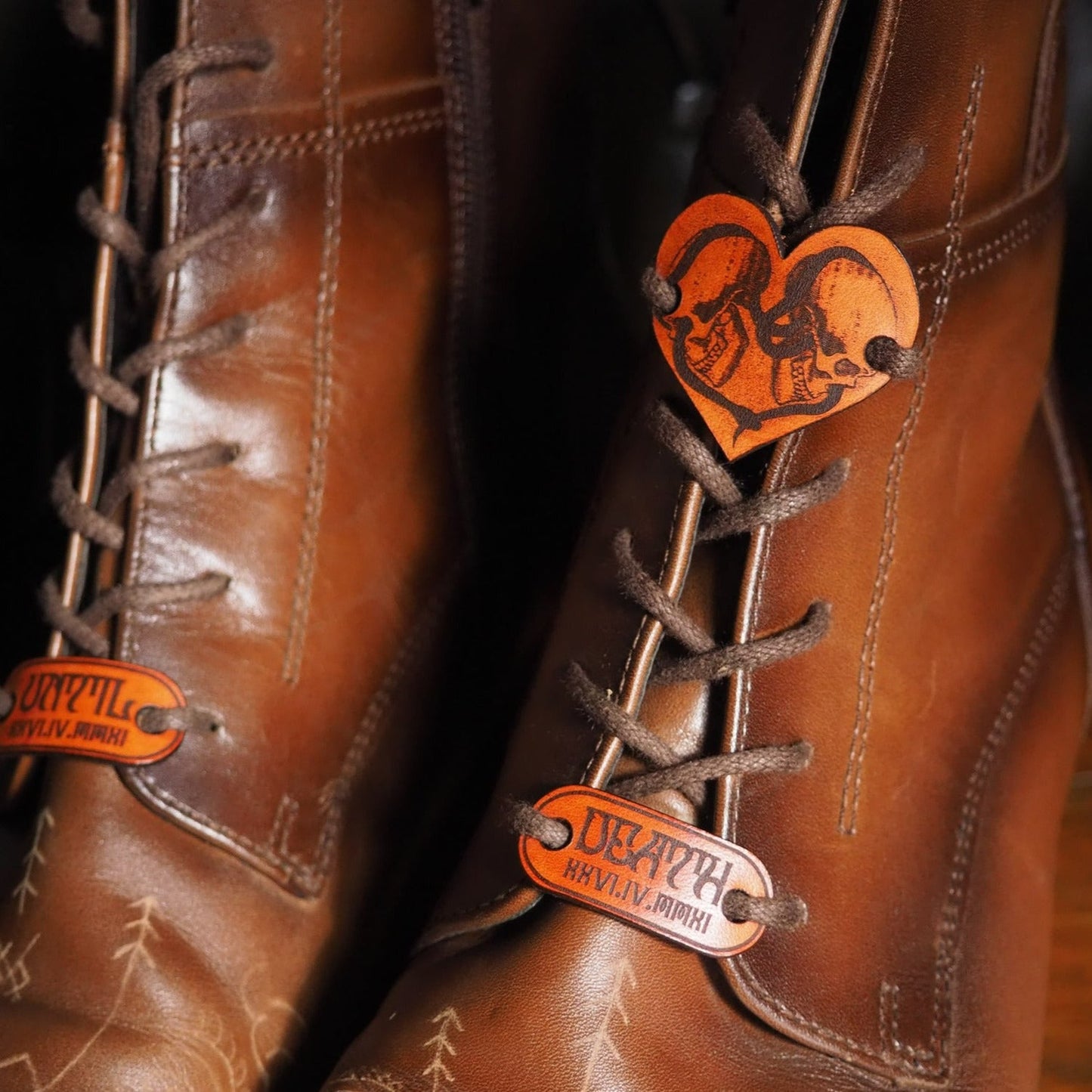 Love Entwined Shoe Charm, small