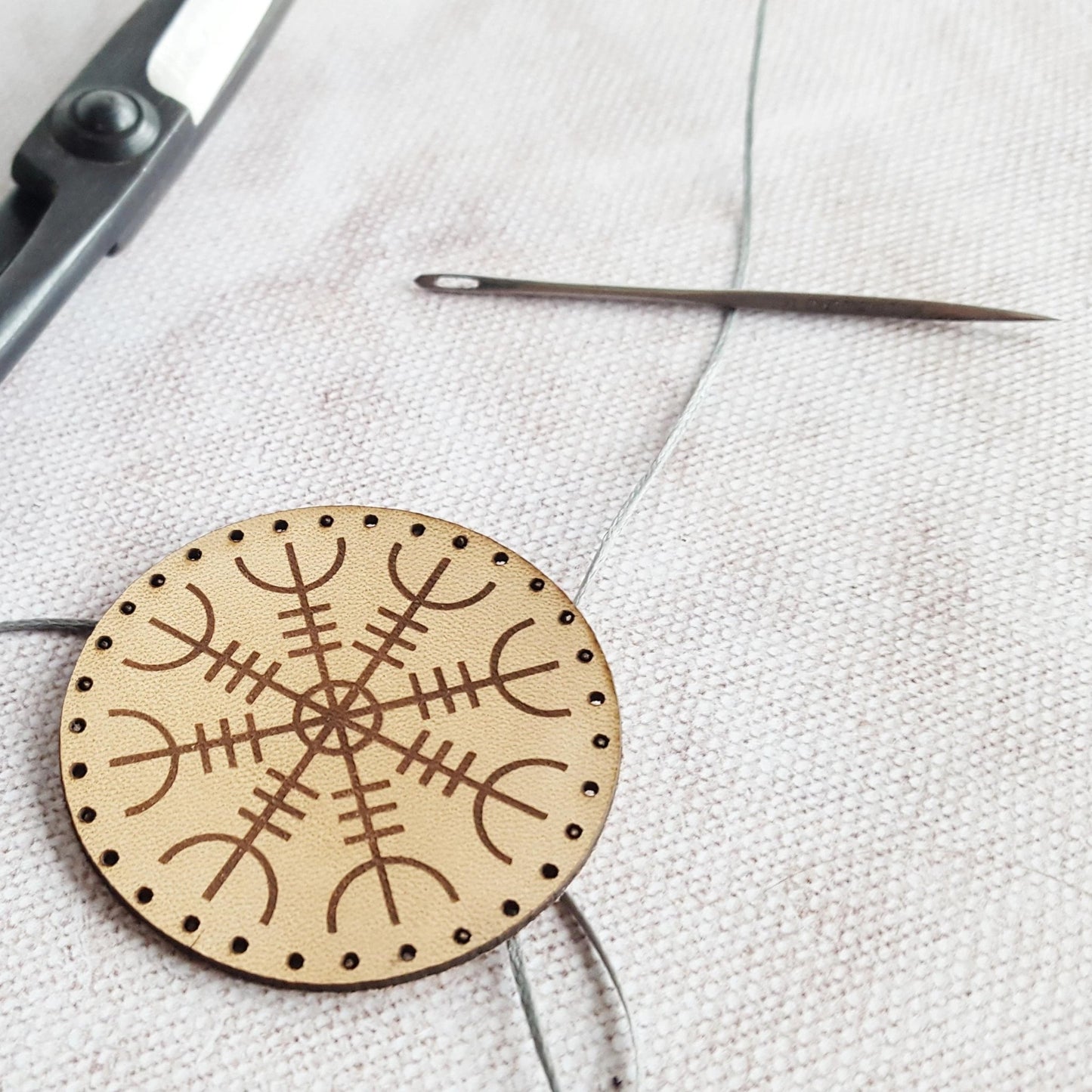 Closer look at the Aegishjalmur engraving on the Aegishjalmur patch.