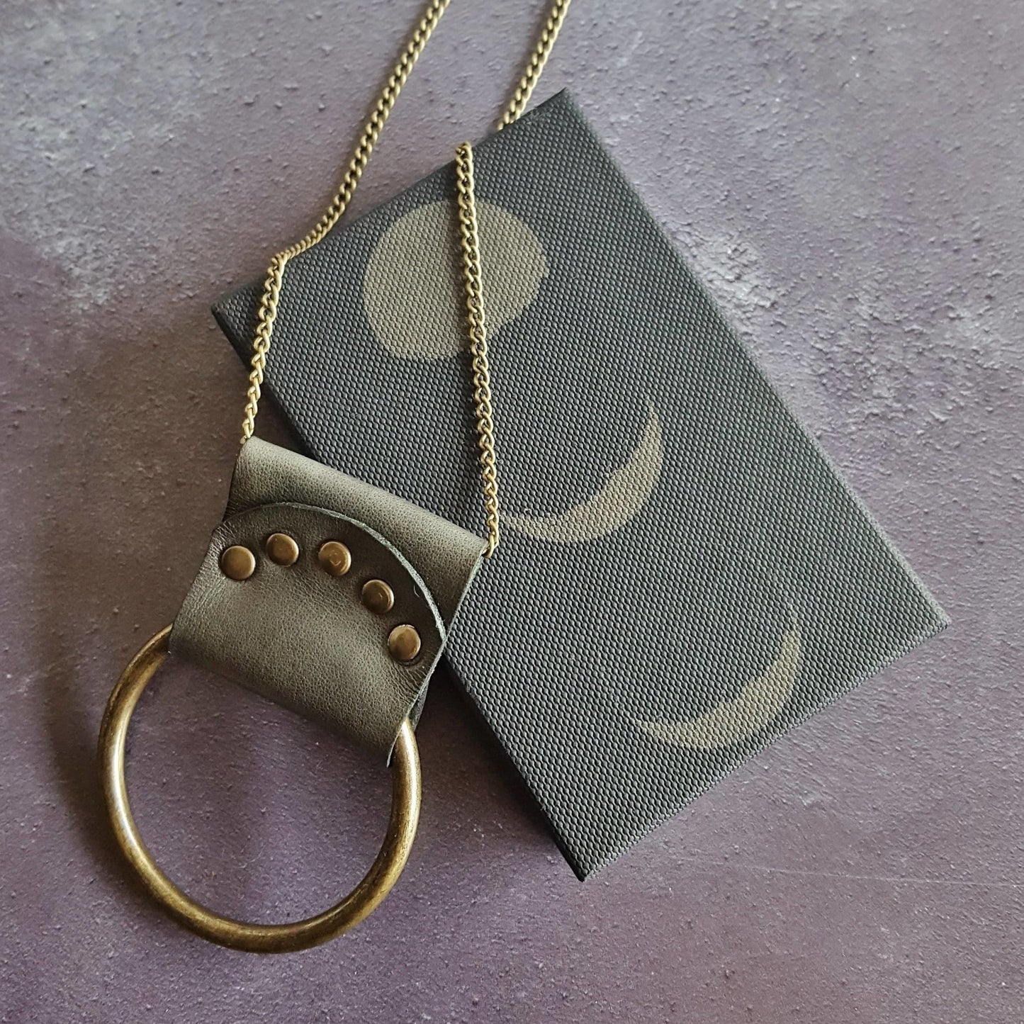 The lunar moon jewelry with box from Hord.