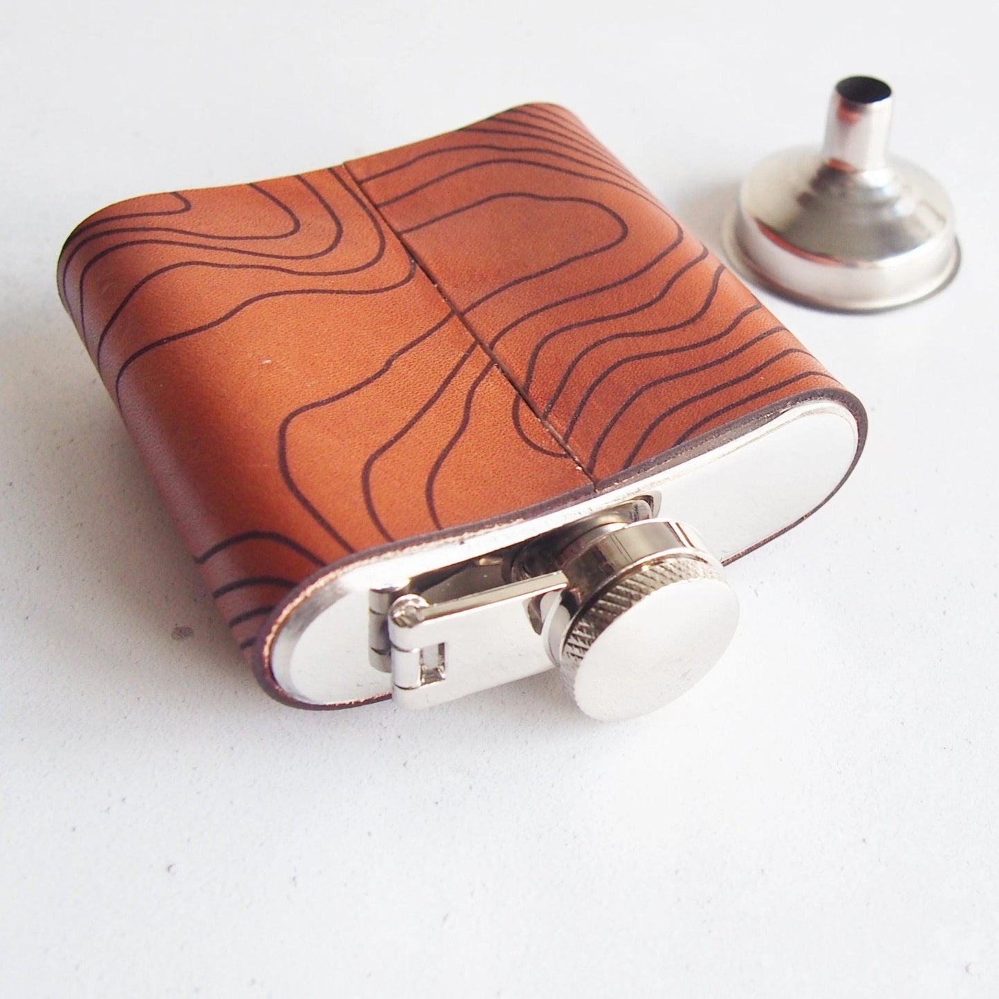 Posterior view of the Snowdon Hip Flask