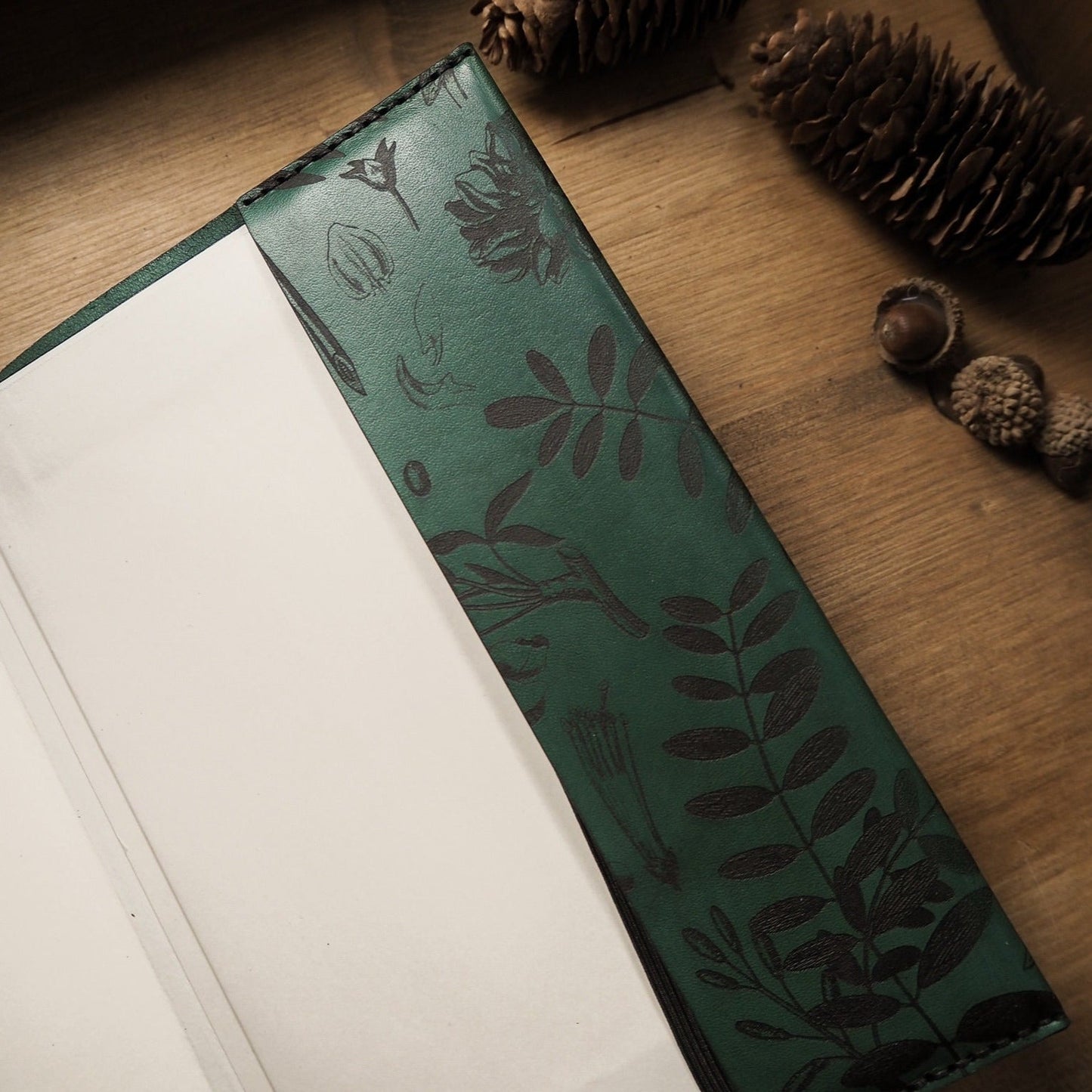 Designs engraved on the inner sleeve of the Garden Journal.