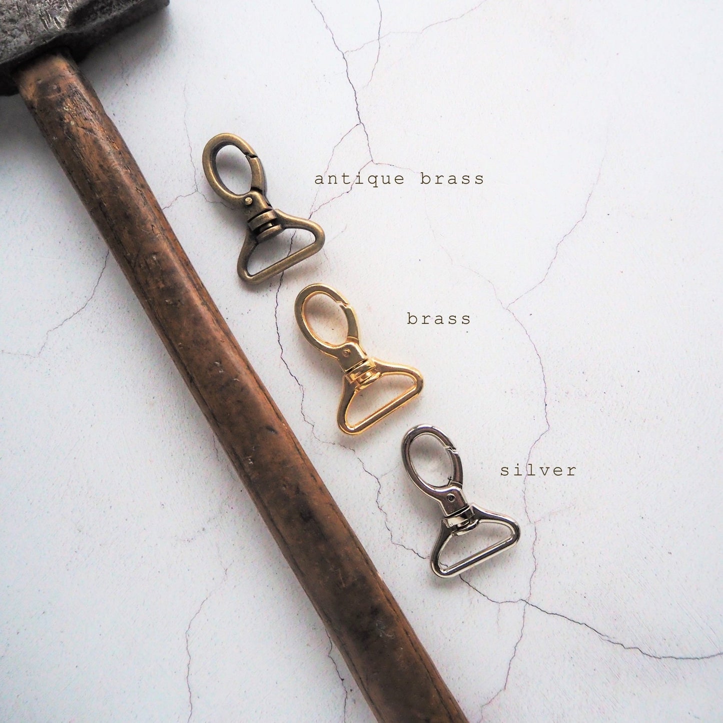 Three choices of hardware material for your leather keyring.