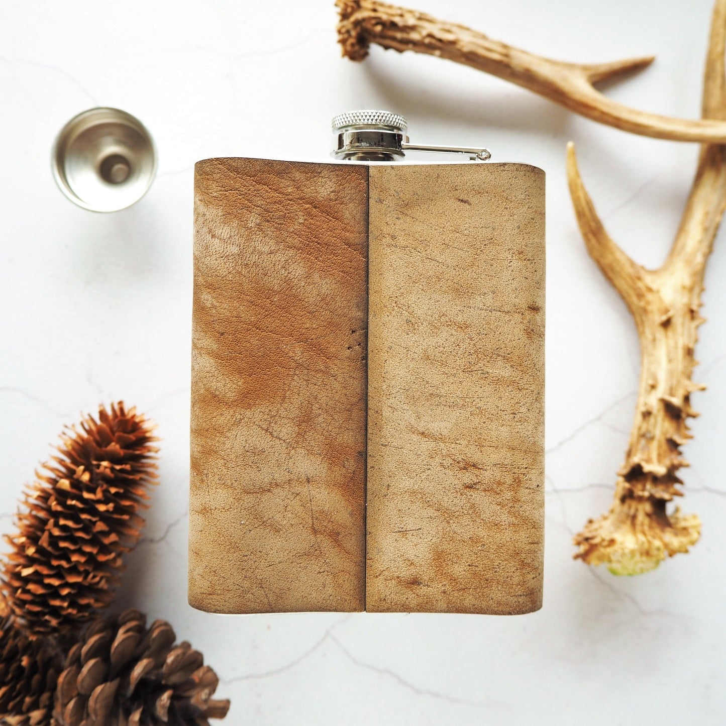 The Kudu Leather Flask hordlimited