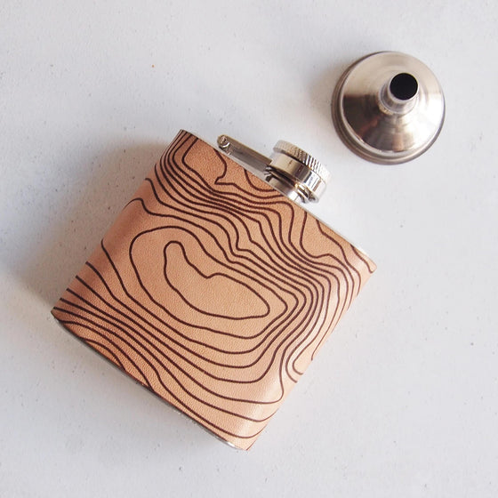 The Scottish Hip Flask from Hôrd, featuring the Ben Nevis Map.