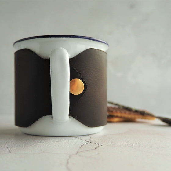 Custom enamel mug with leather wrap. Elevate your homeware with our personalised enamel mugs. From HÔRD.