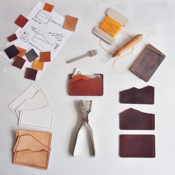 Crafting the perfect leather card holder, the Mountain Card Holder from Hôrd.