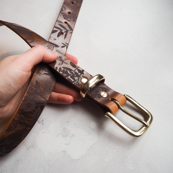 The Botanical Leather Belt, a designer leather belt from Hôrd.