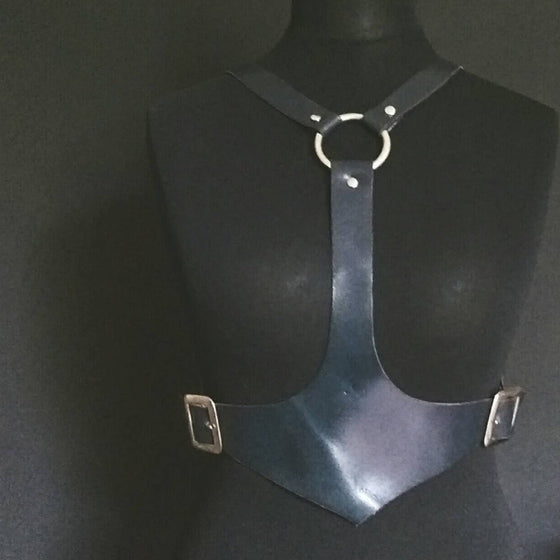 Full view of the leather body harness from Hord.