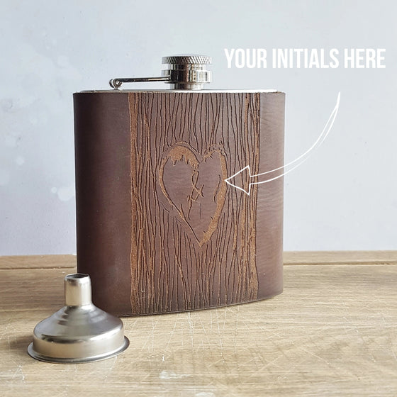 This heart hop flask can be personalised to include the letters of you and your loved one.