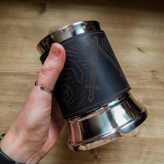The best DnD tankard, this is the perfect partner for your game night. 