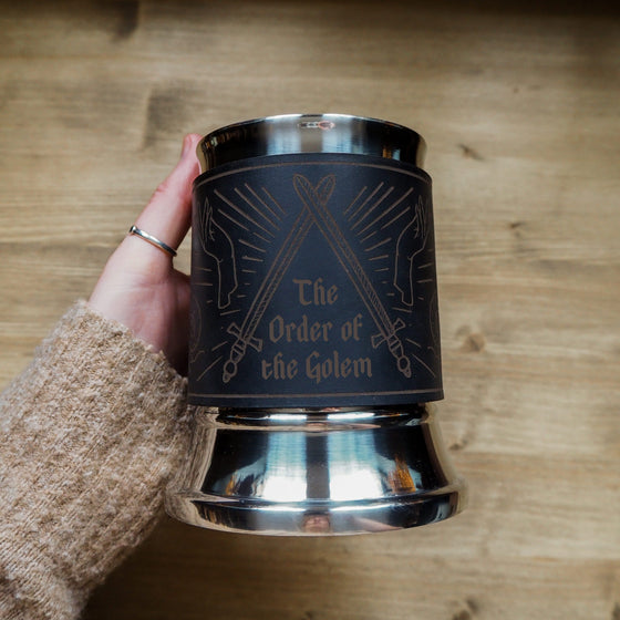 The Dungeoneer's Tankard has been handcrafted to be the perfect dungeons and dragons tanakard.